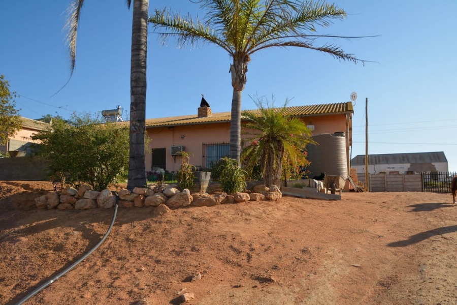 Commercial Property for Sale in Vredendal Rural Western Cape